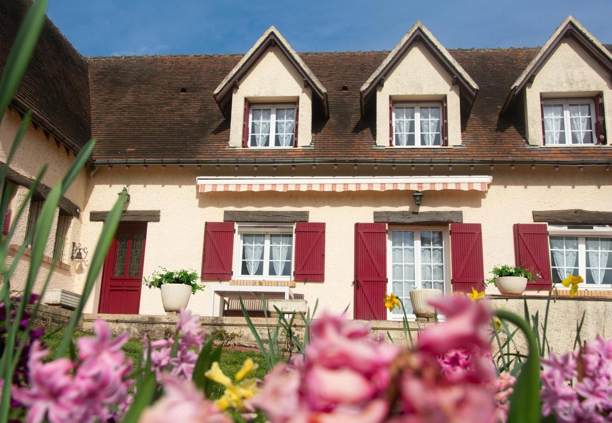 La Noisetiere Hotel Noyers-sur-Cher Exterior photo