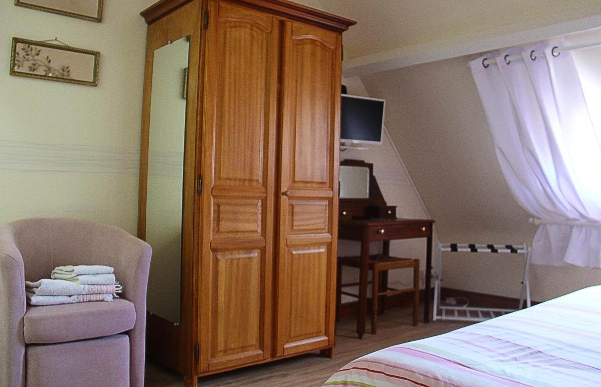 La Noisetiere Hotel Noyers-sur-Cher Exterior photo